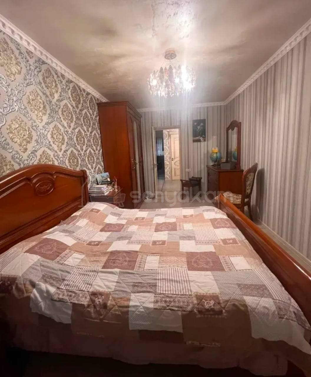 3 Սենյականոց Բնակարան Քարե Շենքում, 82քմ, 1/4 հարկ, Կապիտալ Վերանորոգված