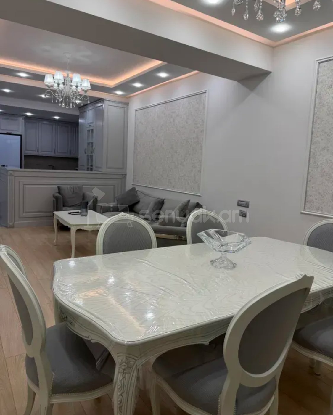 2 Սենյականոց Բնակարան Նորակառույցում, 85քմ, 17/18 հարկ, Կապիտալ Վերանորոգված, Կահավորված