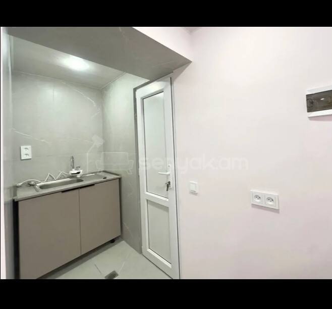 Առևտրի Տարածք, 27քմ, Կապիտալ Վերանորոգված