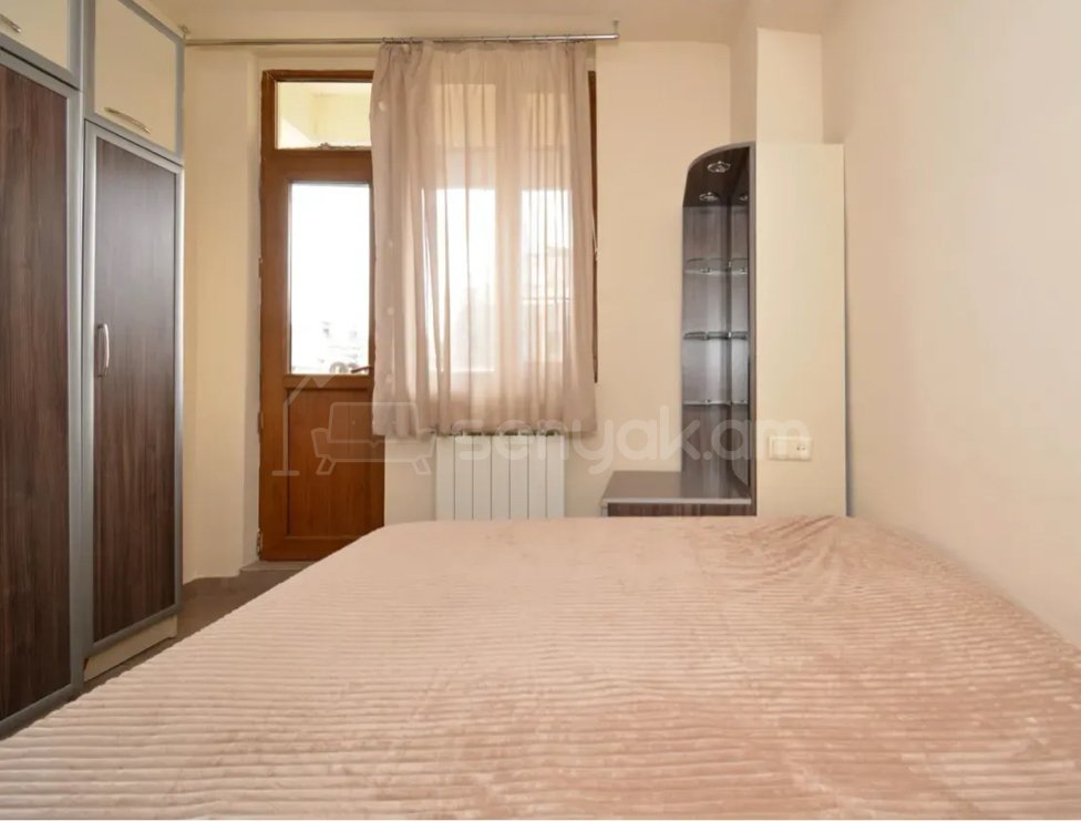 2 Սենյականոց Բնակարան, 42քմ, 5/10 հարկ, Կապիտալ Վերանորոգված, Կահավորված