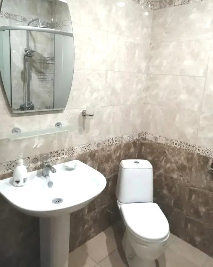 2 Սենյականոց Բնակարան Քարե Շենքում, 38քմ, 2/5 հարկ, Կապիտալ Վերանորոգված