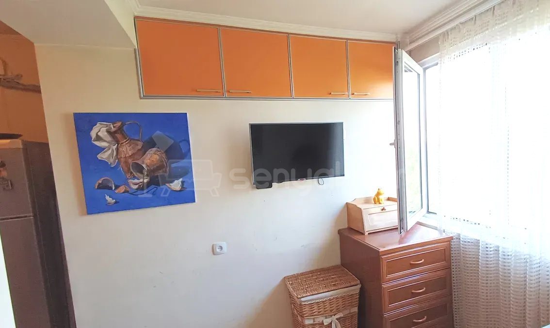 2 Սենյականոց Բնակարան Քարե Շենքում, 45քմ, 5/5 հարկ, Կապիտալ Վերանորոգված