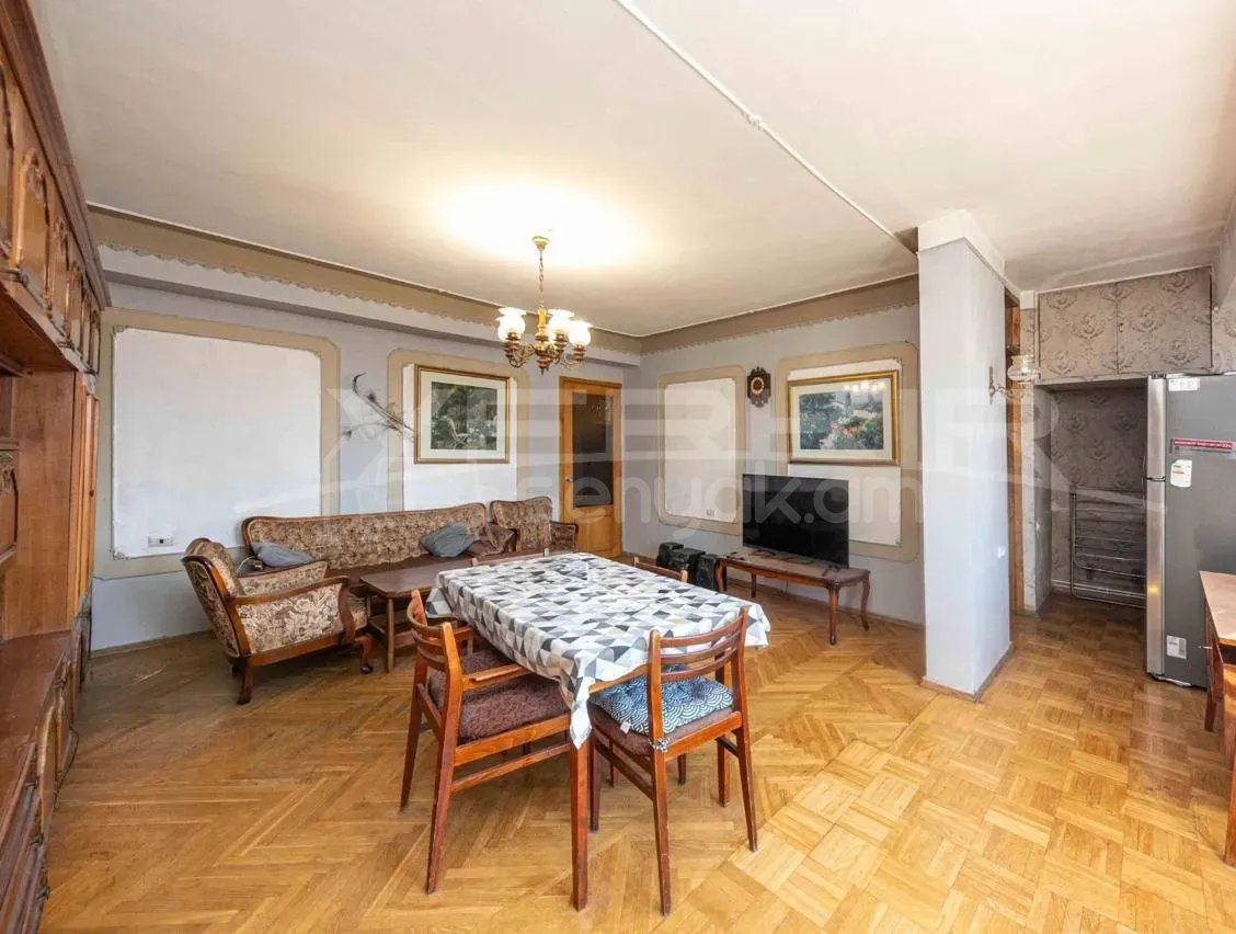 4 Սենյականոց Բնակարան, 82քմ, 3/9 հարկ, Կոսմետիկ Վերանորոգված