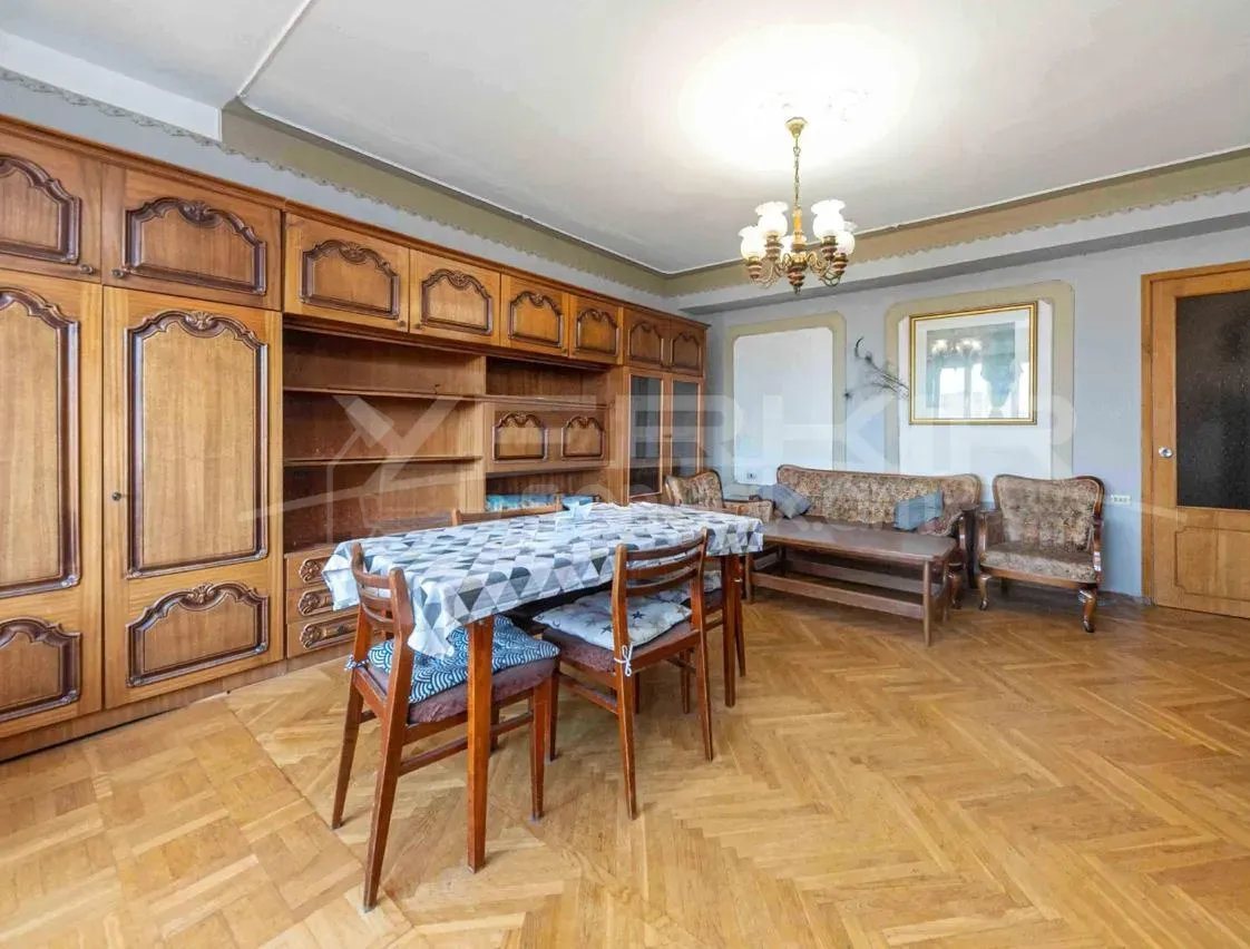 4 Սենյականոց Բնակարան, 82քմ, 3/9 հարկ, Կոսմետիկ Վերանորոգված