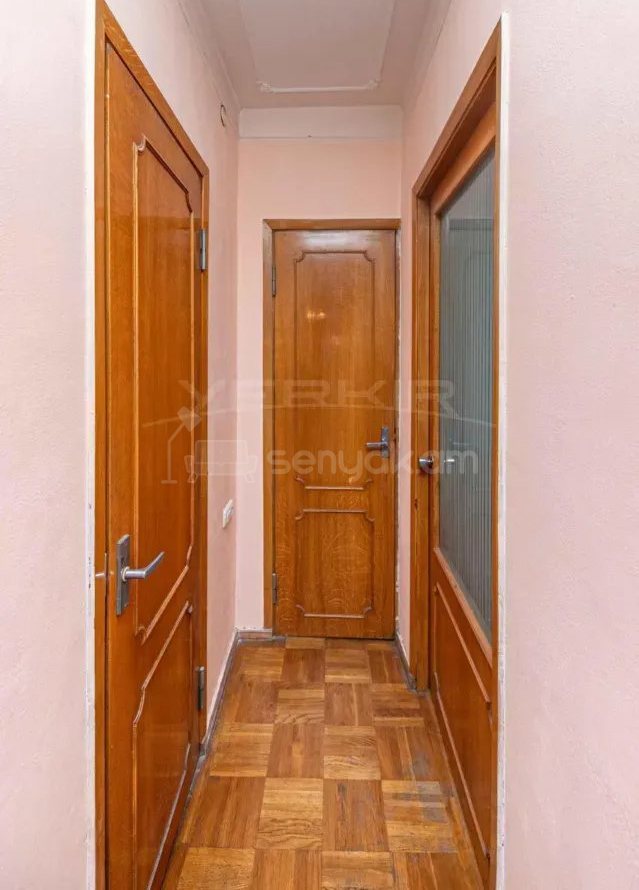 4 Սենյականոց Բնակարան, 82քմ, 3/9 հարկ, Կոսմետիկ Վերանորոգված