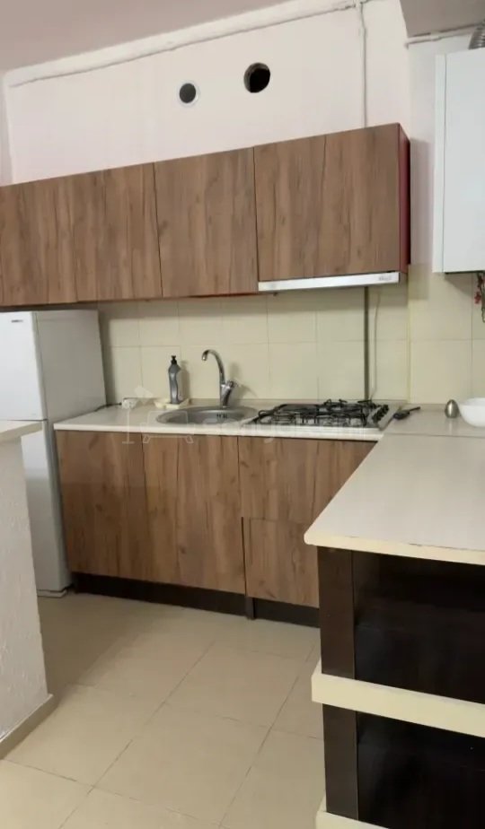 2 Սենյականոց Բնակարան Քարե Շենքում, 40քմ, 4/9 հարկ, Կապիտալ Վերանորոգված, Կահավորված