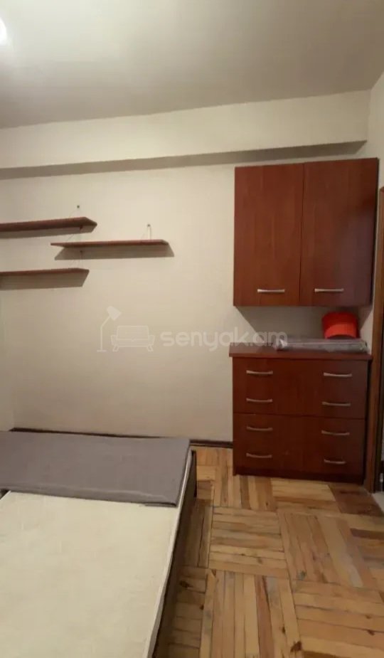 2 Սենյականոց Բնակարան Քարե Շենքում, 40քմ, 4/9 հարկ, Կապիտալ Վերանորոգված, Կահավորված