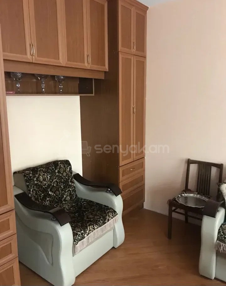 1 Սենյականոց Բնակարան Քարե Շենքում, 30քմ, 2/5 հարկ, Կապիտալ Վերանորոգված, Կահավորված