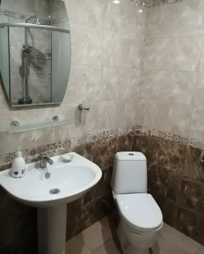 1 Սենյականոց Բնակարան Քարե Շենքում, 38քմ, 2/5 հարկ, Կոսմետիկ Վերանորոգված