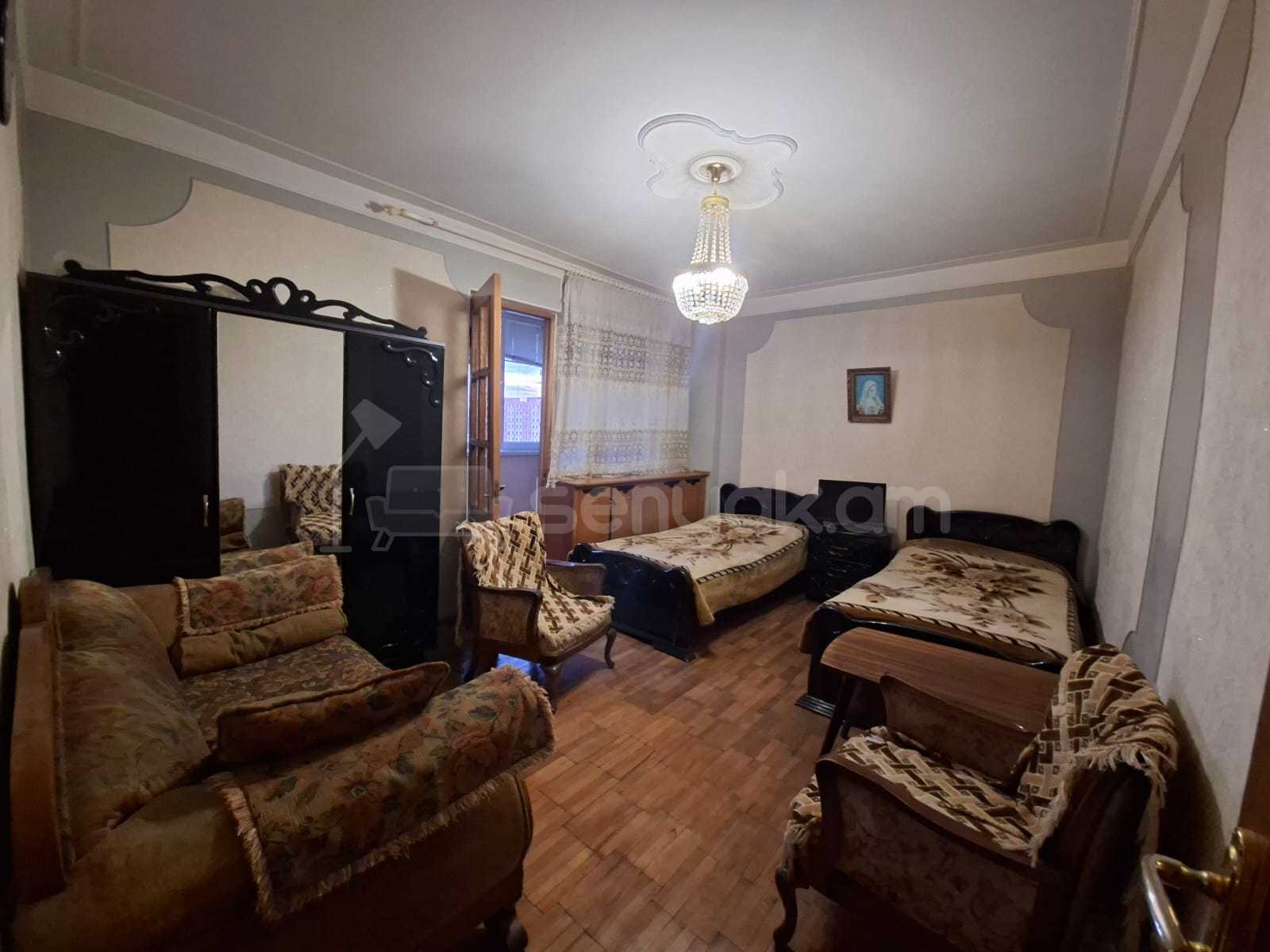3 Սենյականոց Բնակարան, 85քմ, 7/12 հարկ, Նորմալ Վիճակում