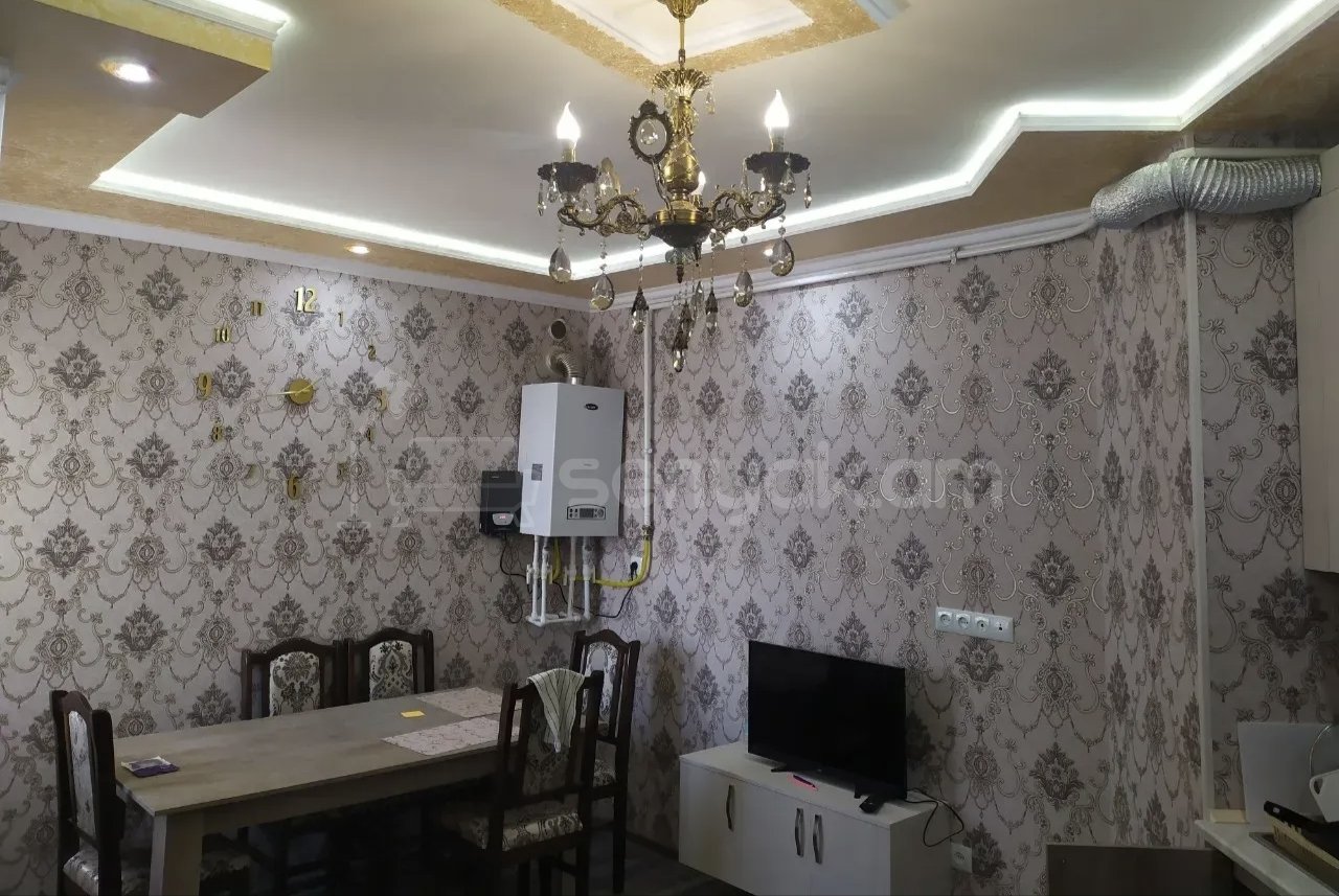 2 Սենյականոց Բնակարան Քարե Շենքում, 68քմ, 3/9 հարկ, Կապիտալ Վերանորոգված, Կահավորված, Արևկող
