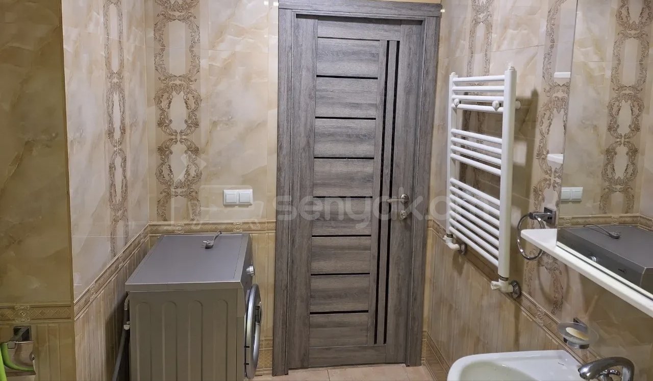 2 Սենյականոց Բնակարան Քարե Շենքում, 68քմ, 3/9 հարկ, Կապիտալ Վերանորոգված, Կահավորված, Արևկող