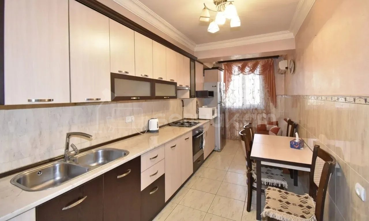 2 Սենյականոց Բնակարան, 65քմ, 12/12 հարկ, Կապիտալ Վերանորոգված, Կահավորված, Արևկող