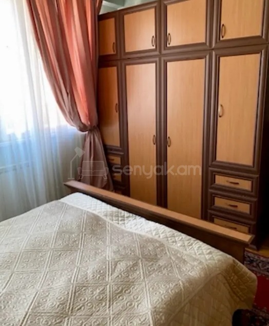 2 Սենյականոց Բնակարան Քարե Շենքում, 63քմ, 1/5 հարկ, Նորմալ Վիճակում