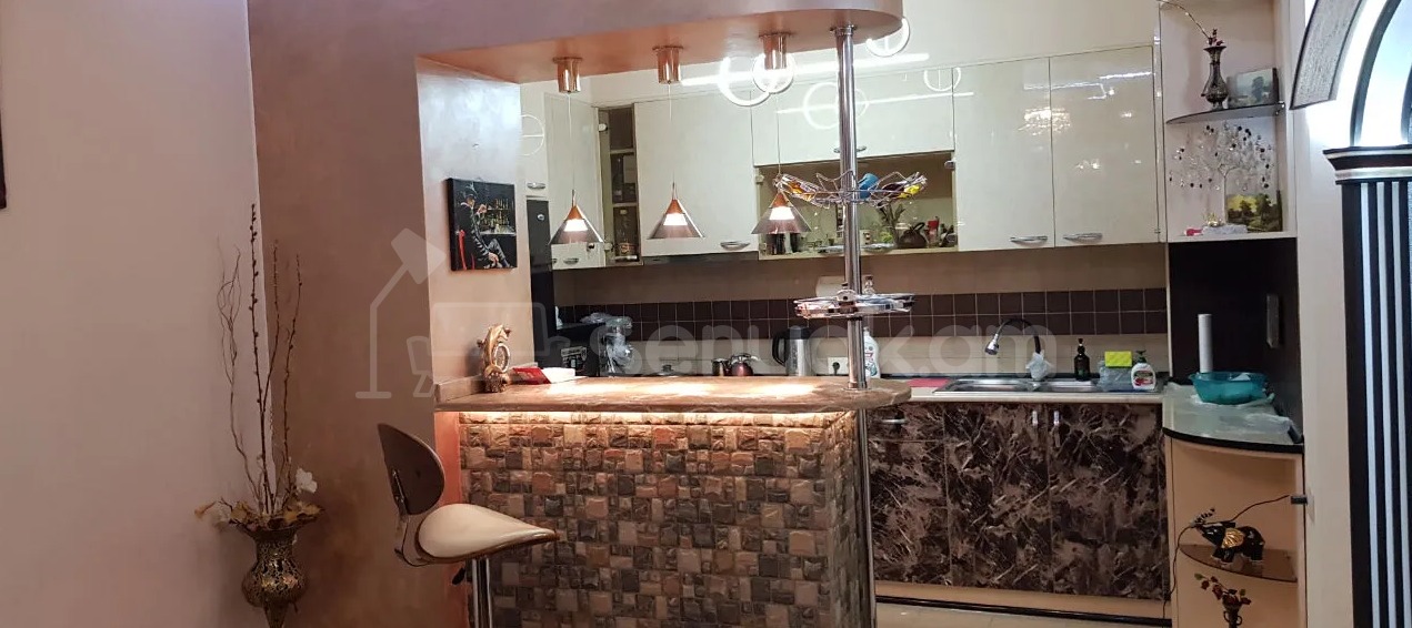 2 Սենյականոց Բնակարան Նորակառույցում, 80քմ, 10/15 հարկ, Կապիտալ Վերանորոգված