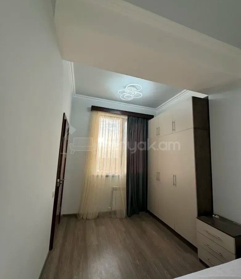 3 Սենյականոց Բնակարան Նորակառույցում, 74քմ, 13/18 հարկ, Կապիտալ Վերանորոգված
