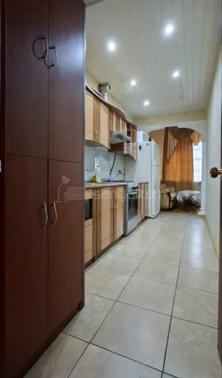 3 Սենյականոց Բնակարան Քարե Շենքում, 80քմ, 2/5 հարկ, Կոսմետիկ Վերանորոգված, Կահավորված