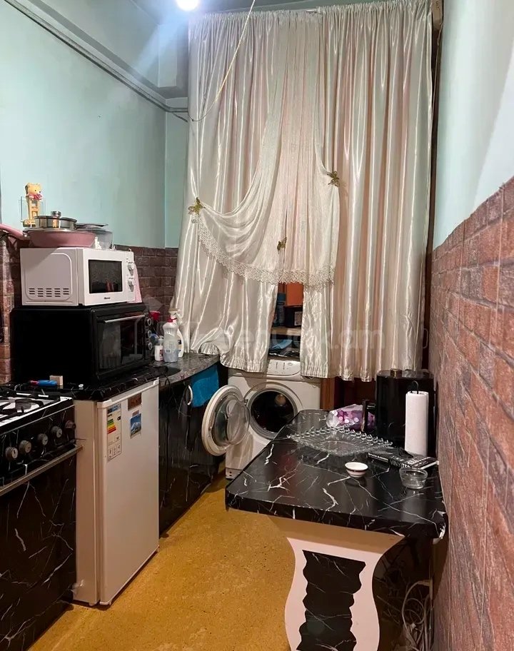 1 Սենյականոց Բնակարան, 44քմ, 9/9 հարկ, Պետական Վիճակում
