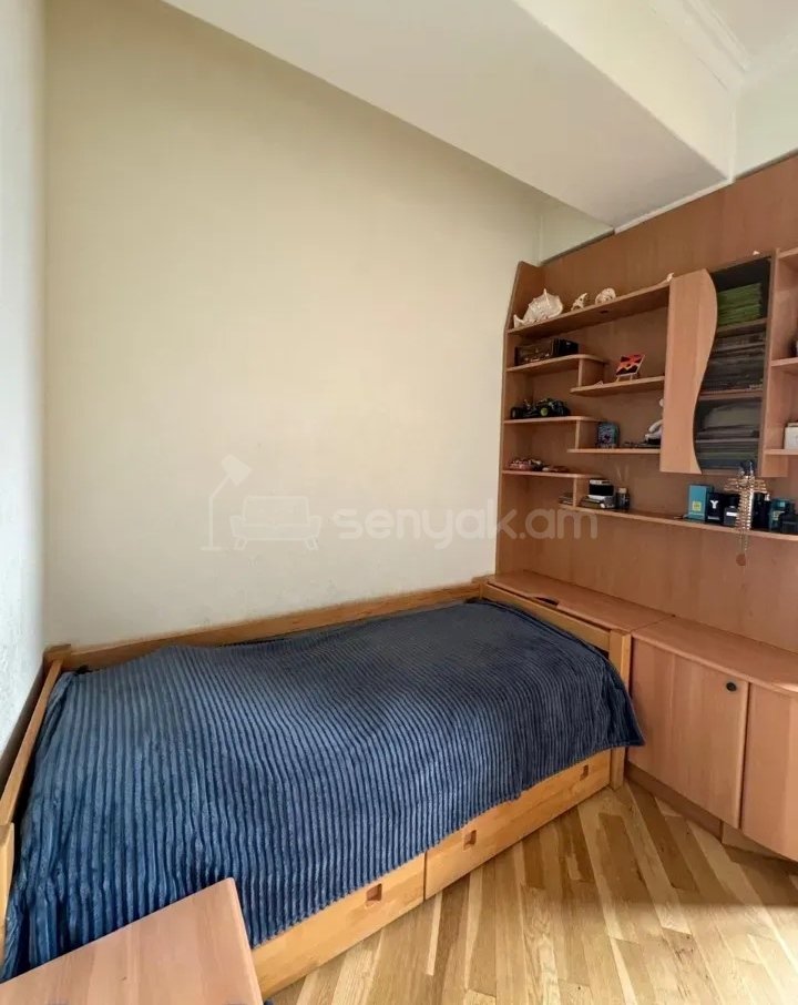 4 Սենյականոց Բնակարան, 120քմ, 9/10 հարկ, Կապիտալ Վերանորոգված