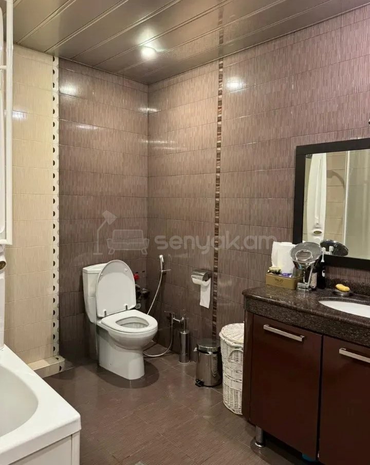 4 Սենյականոց Բնակարան, 120քմ, 9/10 հարկ, Կապիտալ Վերանորոգված