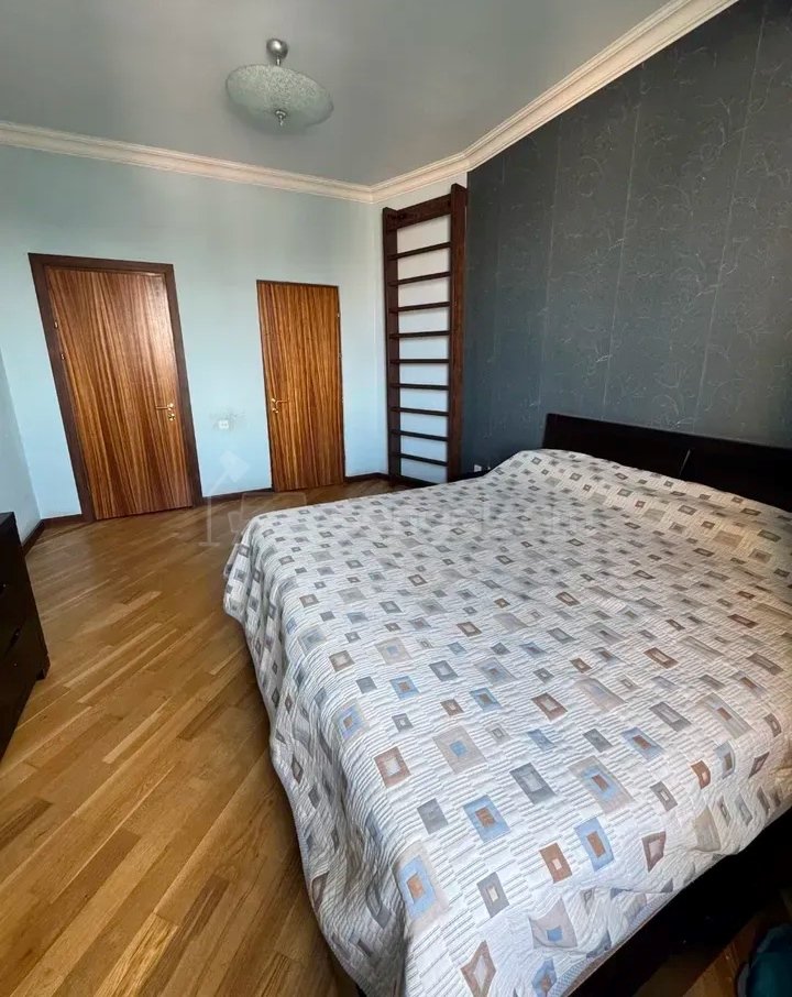 4 Սենյականոց Բնակարան, 120քմ, 9/10 հարկ, Կապիտալ Վերանորոգված