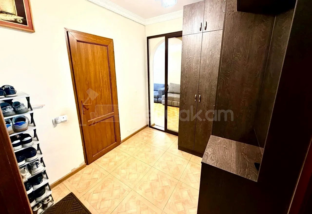 3 Սենյականոց Բնակարան, 65քմ, 3/5 հարկ, Կապիտալ Վերանորոգված