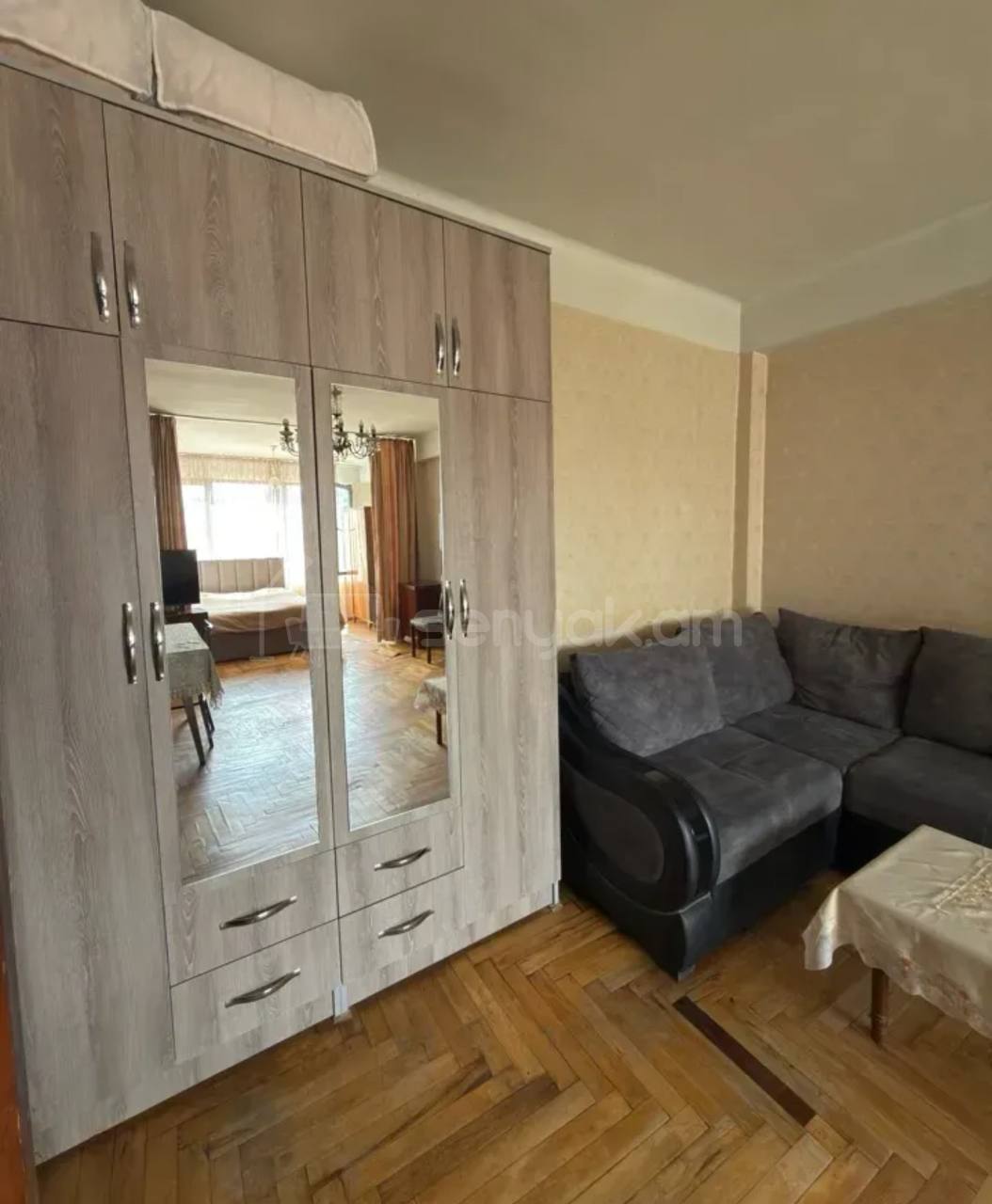 1 Սենյականոց Բնակարան Քարե Շենքում, 48քմ, 4/9 հարկ, Նորմալ Վիճակում