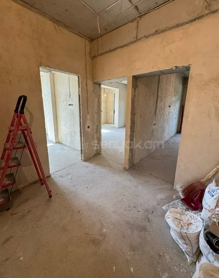 3 Սենյականոց Բնակարան Նորակառույցում, 92քմ, 2/18 հարկ, Զրոյական Վիճակում