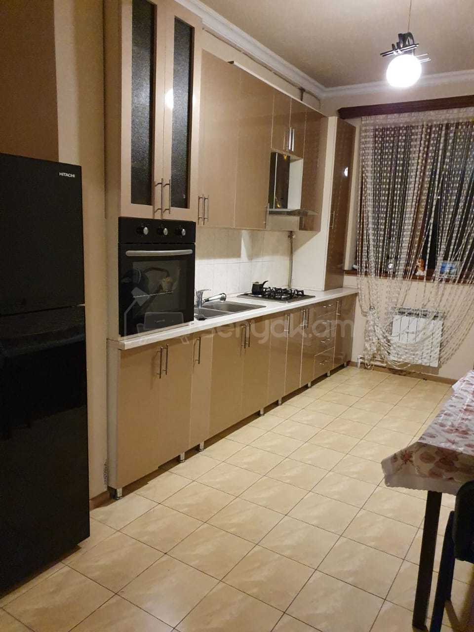 3 Սենյականոց Բնակարան Նորակառույցում, 80քմ, 3/14 հարկ, Կապիտալ Վերանորոգված, Կահավորված, Արևկող