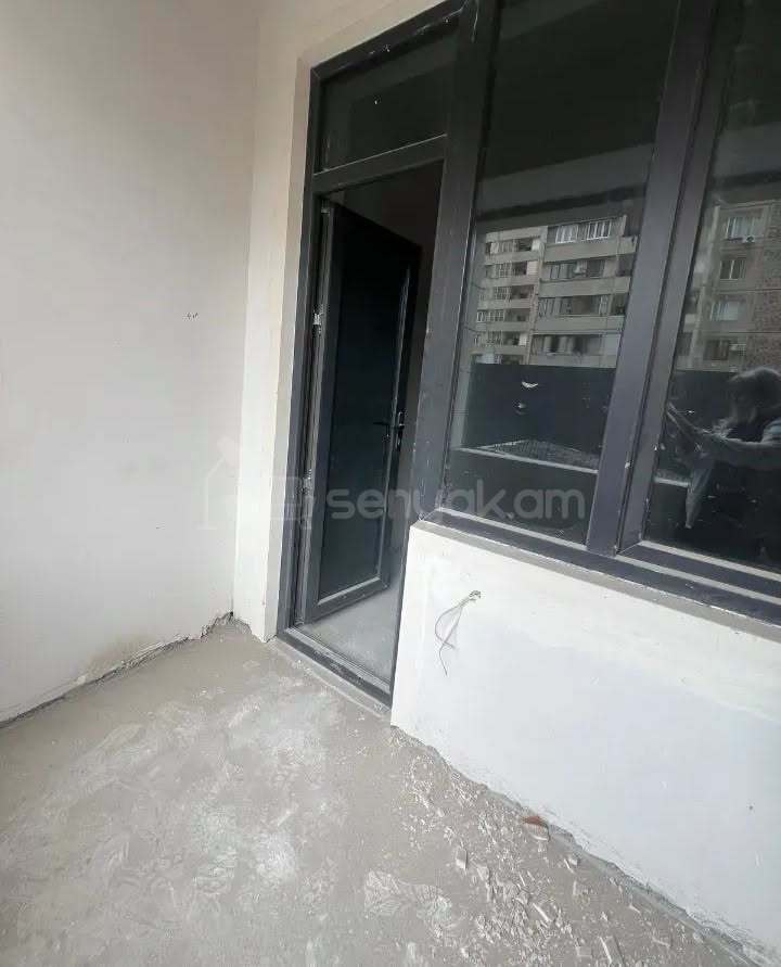 4 Սենյականոց Բնակարան Նորակառույցում, 112քմ, 2/16 հարկ, Զրոյական Վիճակում