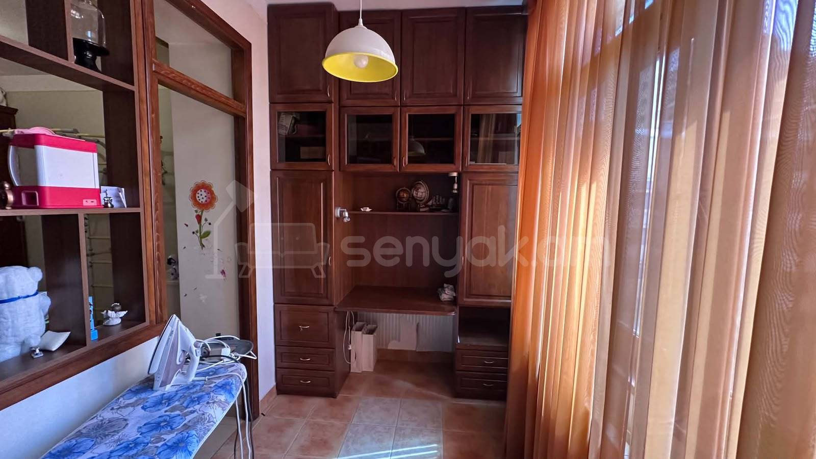 3 Սենյականոց Բնակարան Քարե Շենքում, 108քմ, 4/5 հարկ, Կոսմետիկ Վերանորոգված, Կահավորված, Արևկող