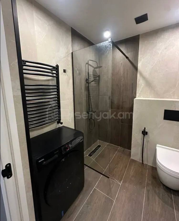 2 Սենյականոց Բնակարան Նորակառույցում, 40քմ, 1/4 հարկ, Կապիտալ Վերանորոգված, Կահավորված