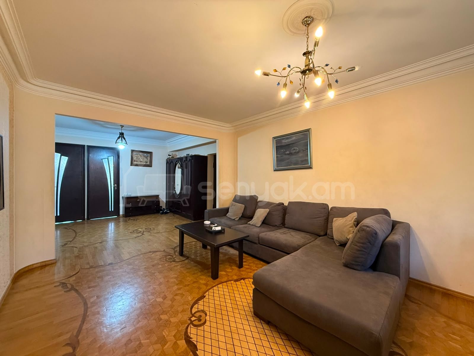 3 Սենյականոց Բնակարան, 94քմ, 3/9 հարկ, Կապիտալ Վերանորոգված