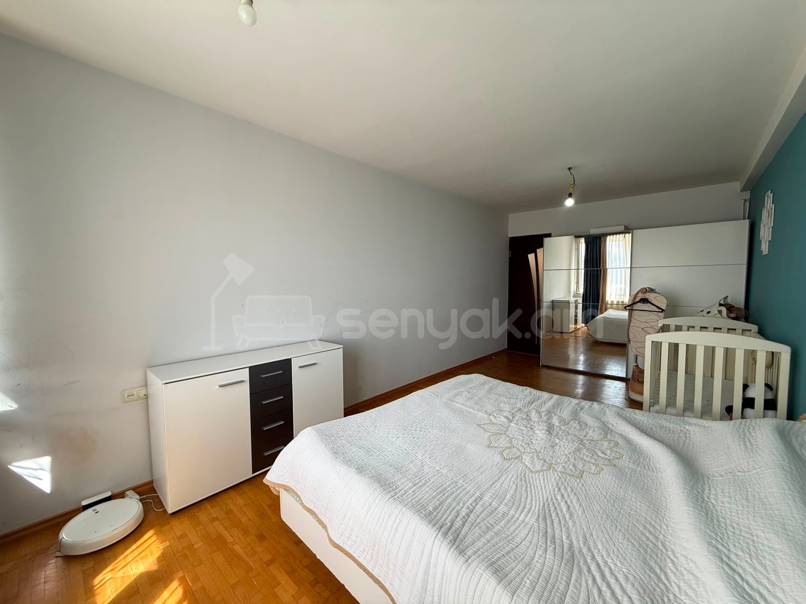 3 Սենյականոց Բնակարան, 94քմ, 3/9 հարկ, Նորմալ Վիճակում