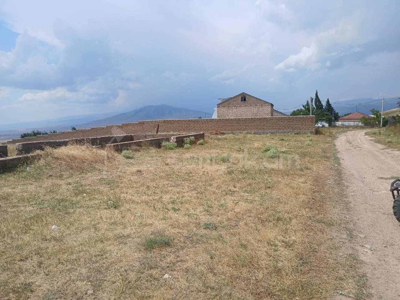 Բնակելի Նշանակության Հողատարածք, 1200քմ, Էլեկտրականությամբ