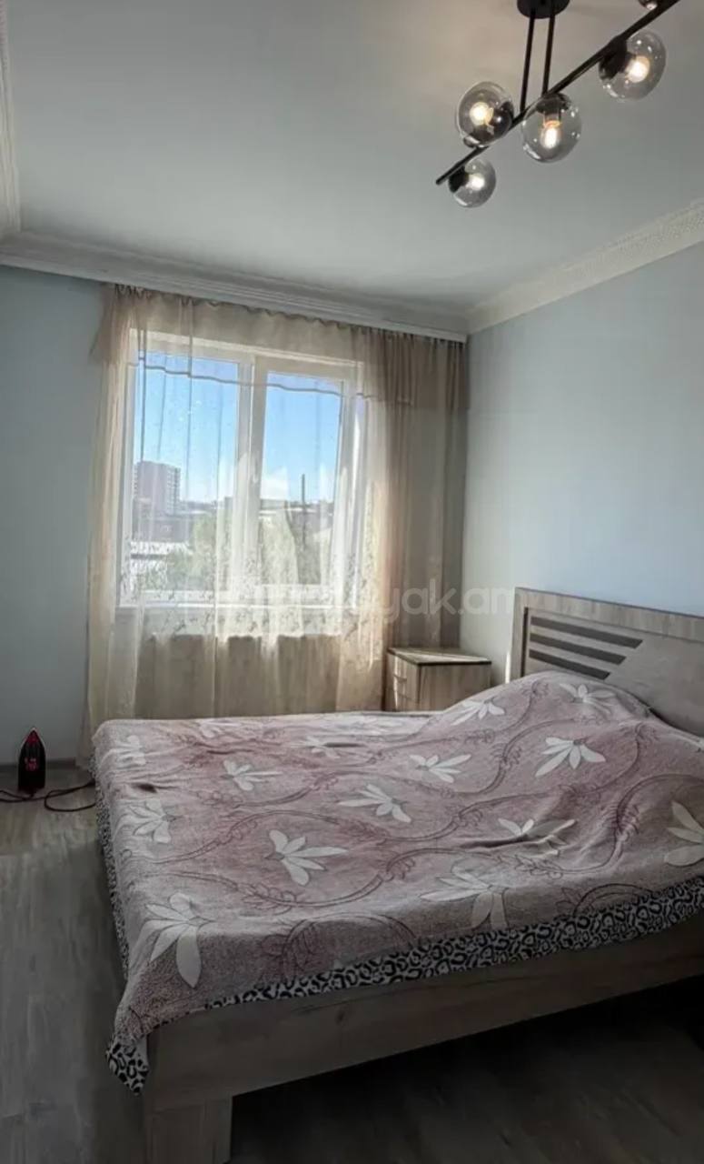 2 Սենյականոց Բնակարան Քարե Շենքում, 54քմ, 3/5 հարկ, Կապիտալ Վերանորոգված, Կահավորված