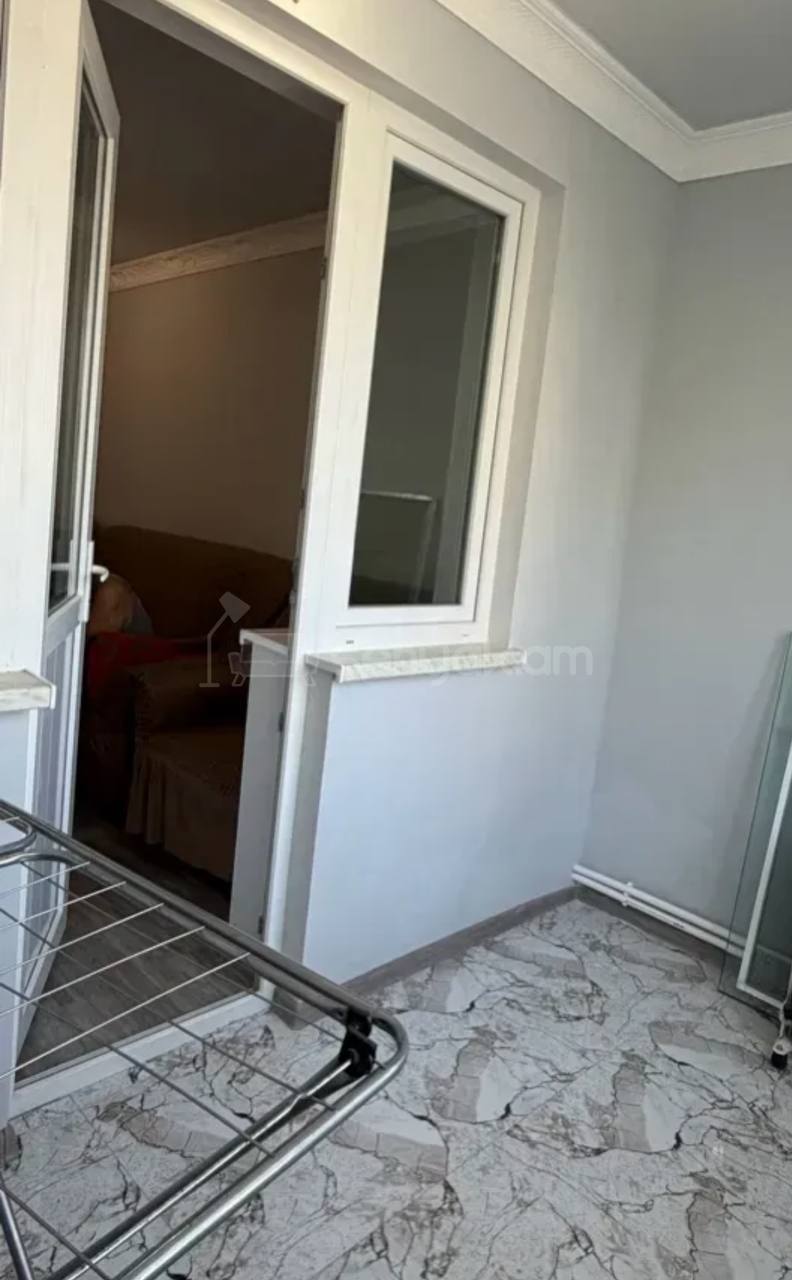 2 Սենյականոց Բնակարան Քարե Շենքում, 54քմ, 3/5 հարկ, Կապիտալ Վերանորոգված, Կահավորված
