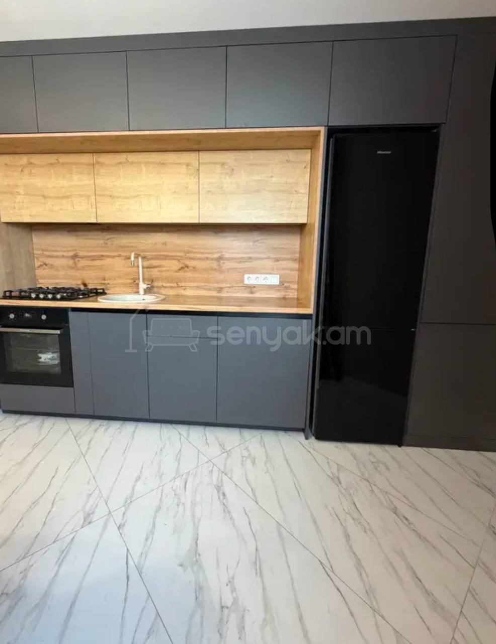 4 Սենյականոց Բնակարան, 100քմ, 8/12 հարկ, Կապիտալ Վերանորոգված