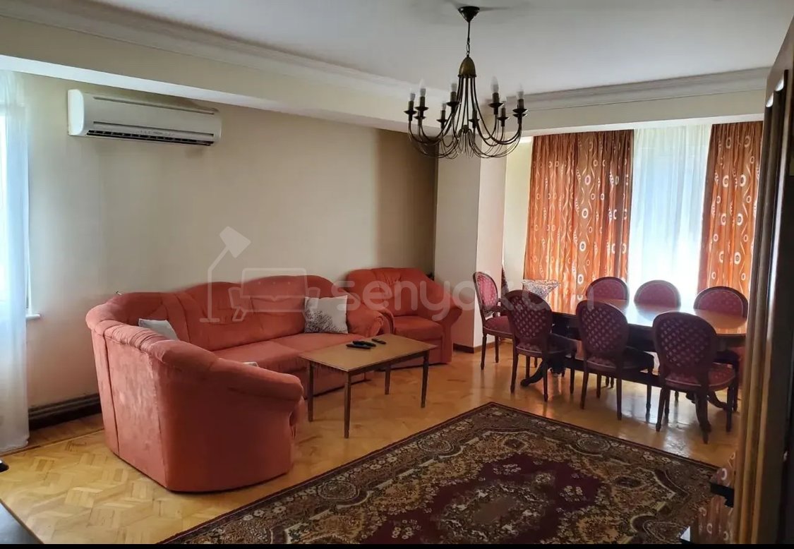 4 Սենյականոց Բնակարան, 110քմ, 3/14 հարկ, Կապիտալ Վերանորոգված