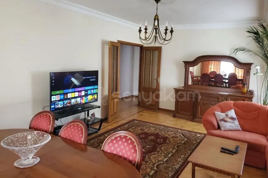 4 Սենյականոց Բնակարան, 110քմ, 3/14 հարկ, Կապիտալ Վերանորոգված