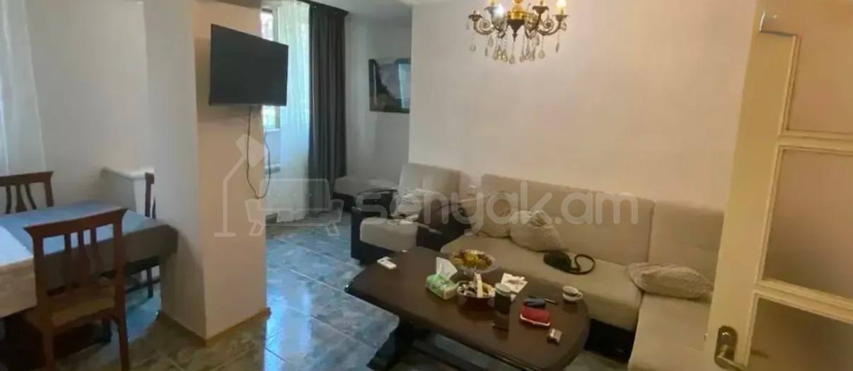 3 Սենյականոց Բնակարան, 80քմ, 4/12 հարկ, Նորմալ Վիճակում, Կահավորված