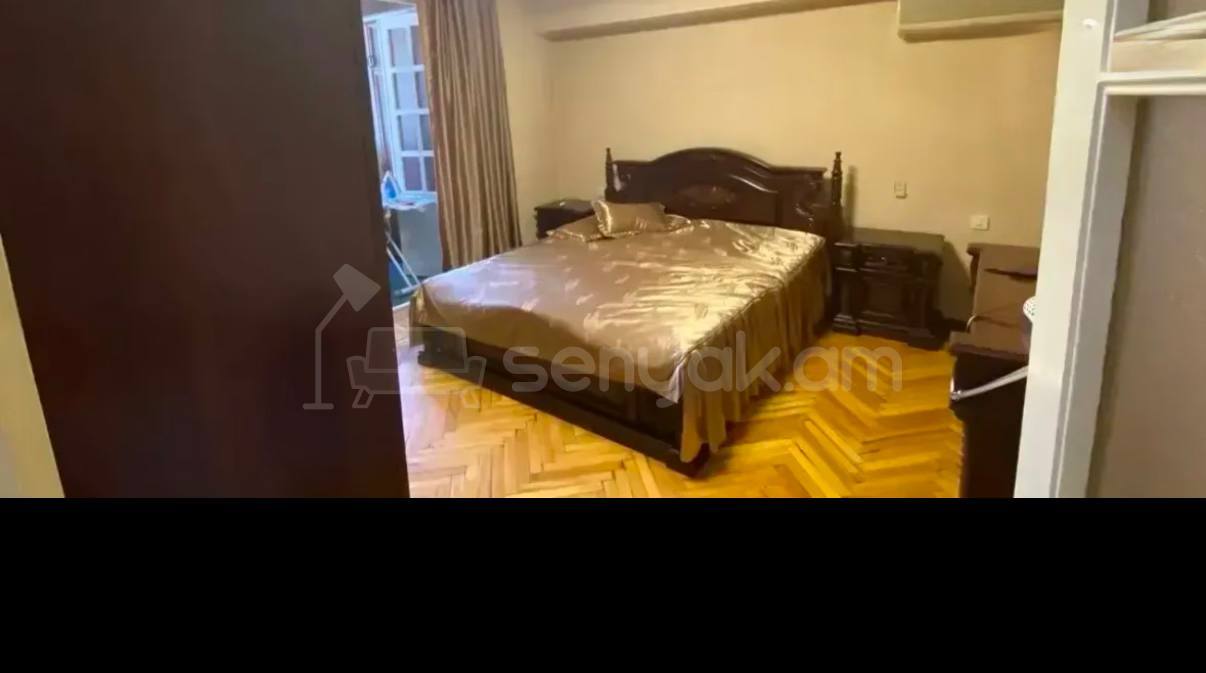 3 Սենյականոց Բնակարան, 80քմ, 4/12 հարկ, Նորմալ Վիճակում, Կահավորված