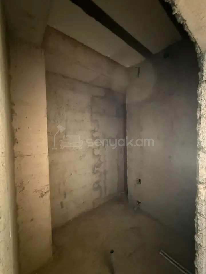 3 Սենյականոց Բնակարան Նորակառույցում, 99քմ, 4/8 հարկ, Նորմալ Վիճակում
