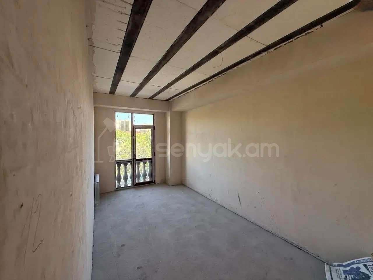 3 Սենյականոց Բնակարան Նորակառույցում, 99քմ, 4/8 հարկ, Նորմալ Վիճակում