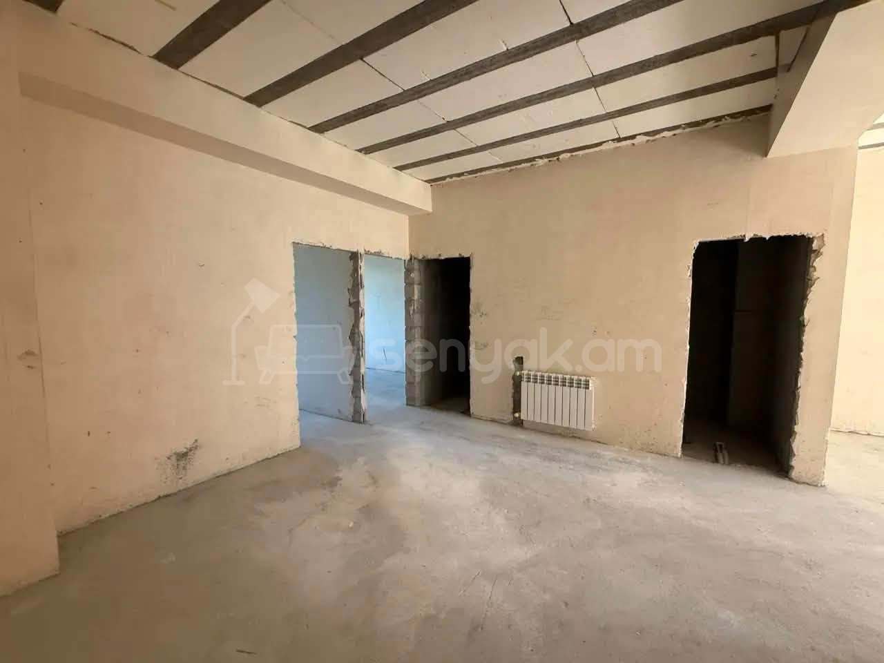 3 Սենյականոց Բնակարան Նորակառույցում, 99քմ, 4/8 հարկ, Նորմալ Վիճակում