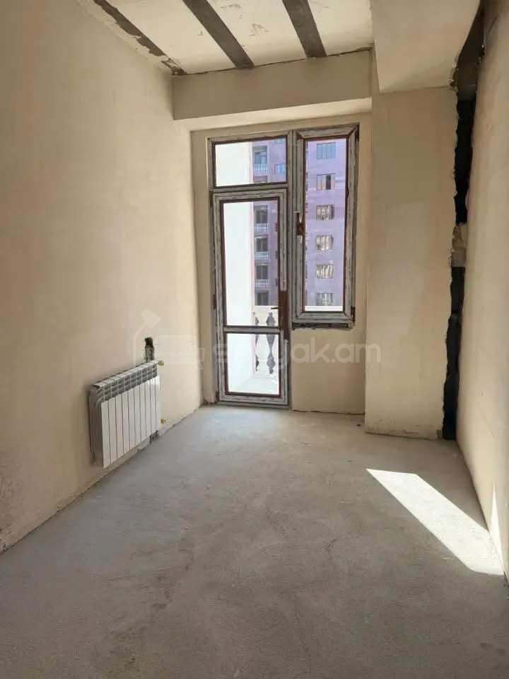 3 Սենյականոց Բնակարան Նորակառույցում, 99քմ, 4/8 հարկ, Նորմալ Վիճակում