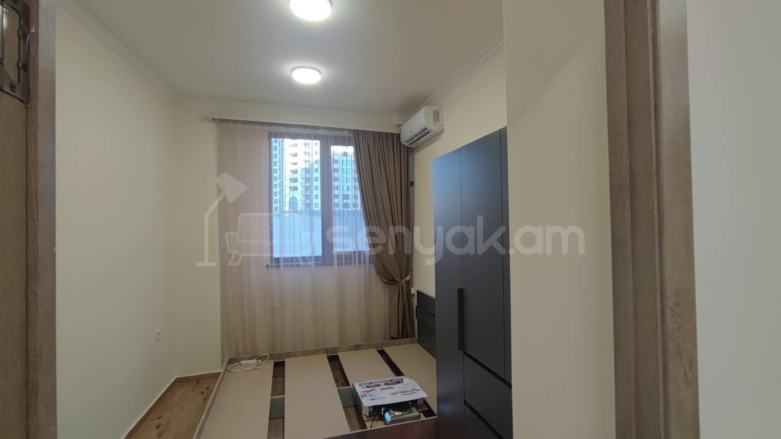 2 Սենյականոց Բնակարան, 31քմ, 3/5 հարկ, Կապիտալ Վերանորոգված