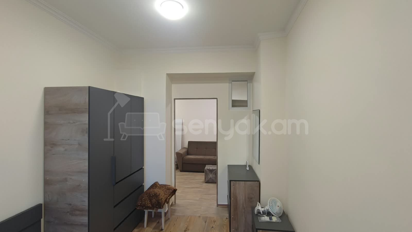 2 Սենյականոց Բնակարան, 31քմ, 3/5 հարկ, Կապիտալ Վերանորոգված