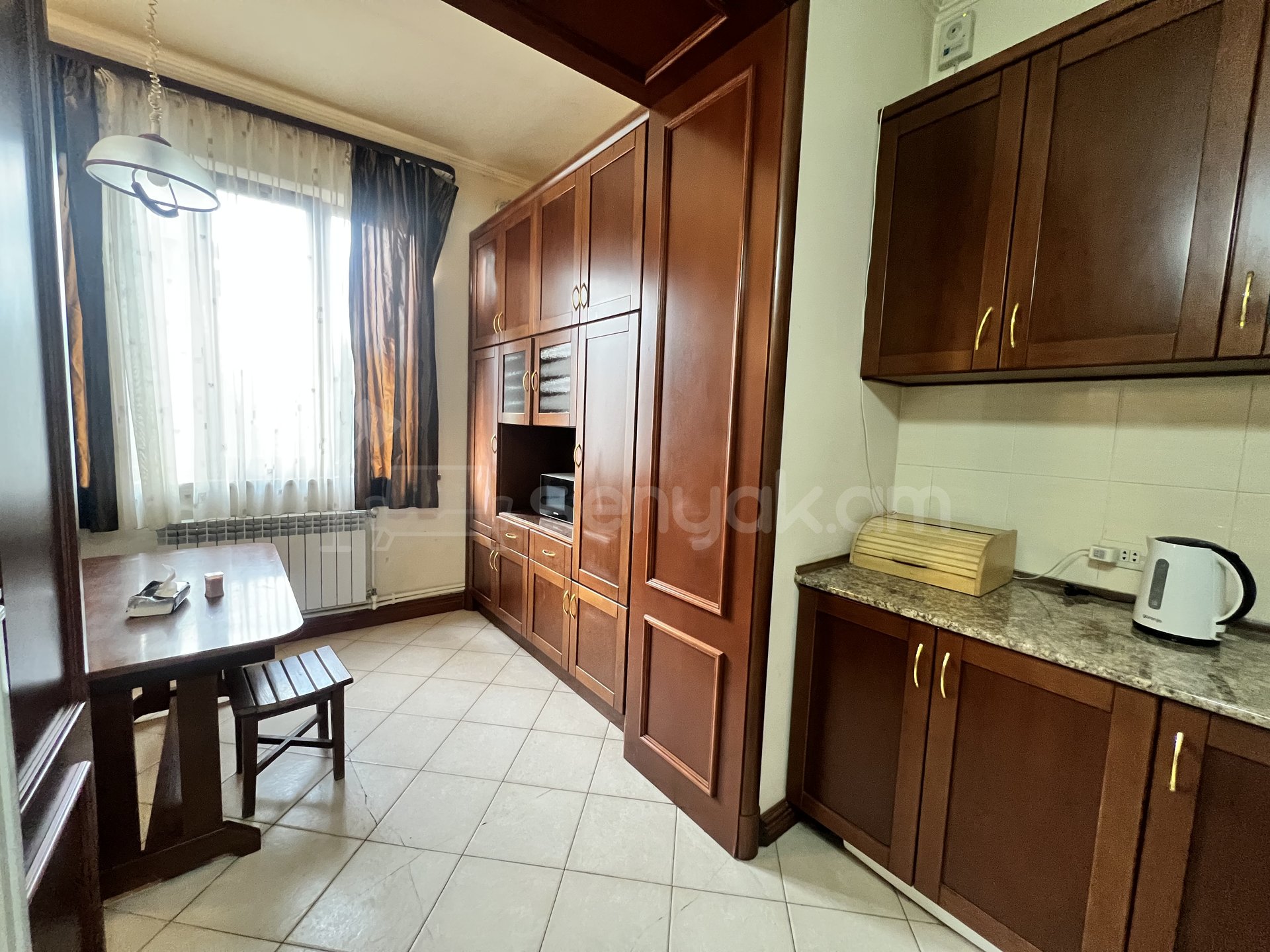 2 Սենյականոց Բնակարան Քարե Շենքում, 60քմ, 4/5 հարկ, Կապիտալ Վերանորոգված, Կահավորված, Արևկող