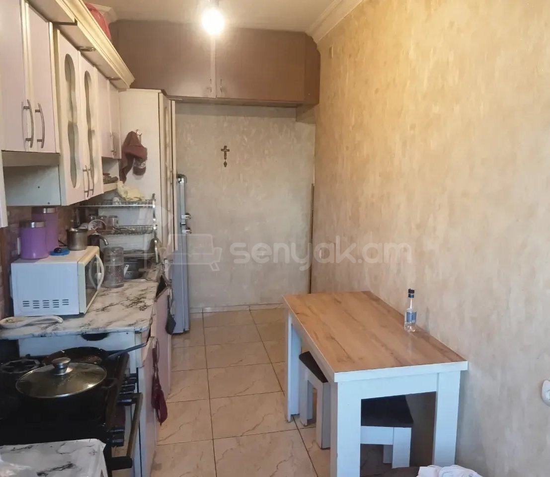 3 Սենյականոց Բնակարան, 75քմ, 1/9 հարկ, Կոսմետիկ Վերանորոգված
